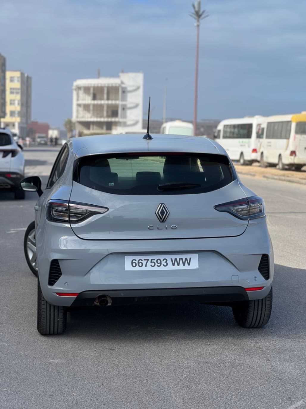 Renault Clio 5 2024 - Location voiture Essaouira